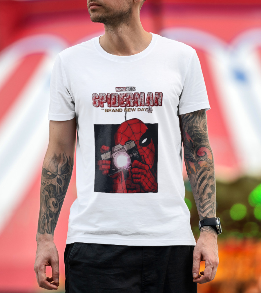 Marvel Studios Spiderman The Brand New Day Masked Hero Camera Flash T-Shirt