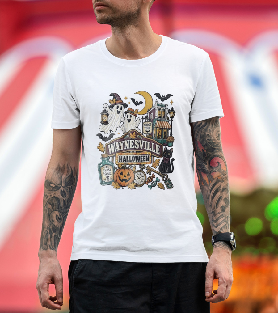 Waynesville Halloween Ghost Tour Ohio Cartoon Pumpkin Black Cat Crescent Moon Ghost Tonic Key T-Shirt