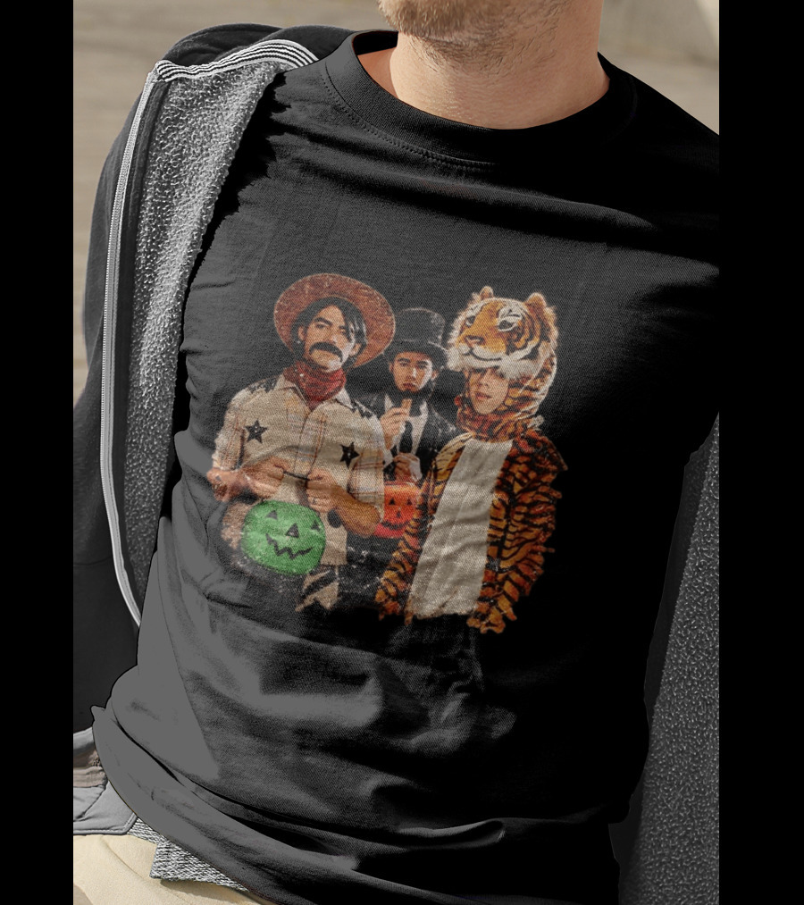 Jonas Brothers Cowboy Tiger Top Hat Halloween Costume Fun T-Shirt