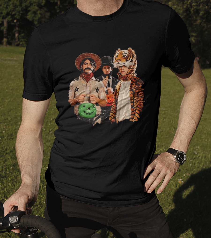 Jonas Brothers Cowboy Tiger Top Hat Halloween Costume Fun T-Shirt