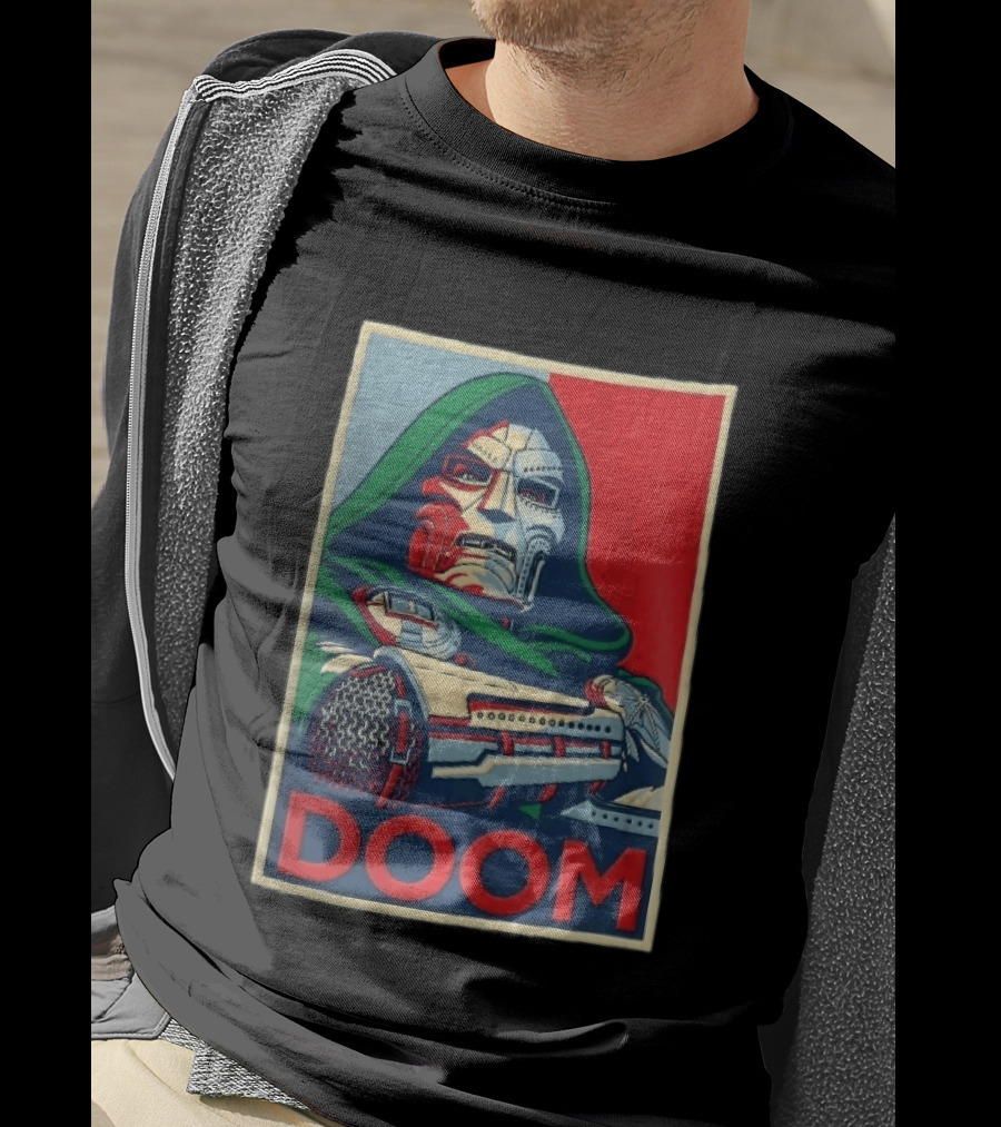 Doom Supervillain Mask Hooded Armored Gauntlets Red Blue T-Shirt