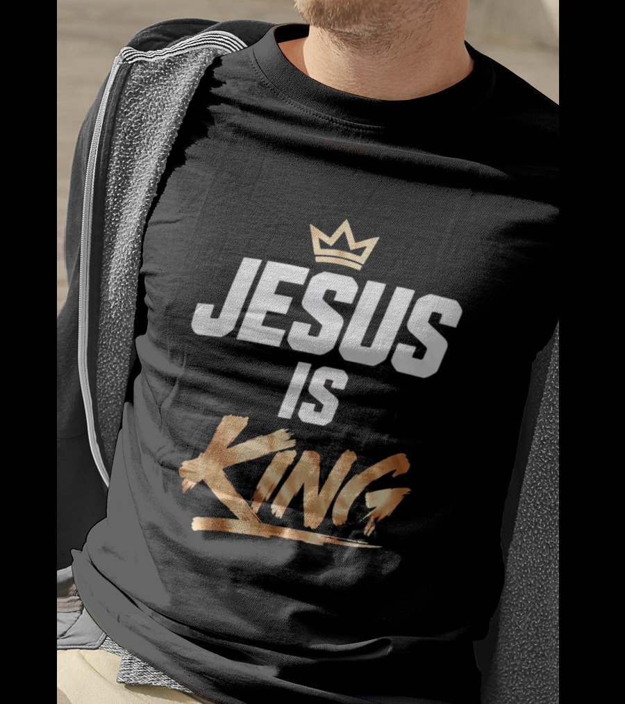 Eugenio Suarez Jesus Is King Crown T-Shirt