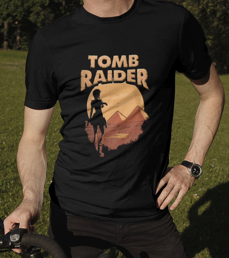 Tomb Raider Lara Croft Pyramids Desert Sunset Scene T-Shirt