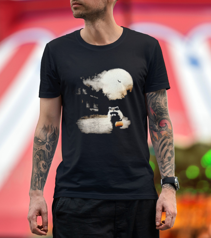 Halloween Spooky Pumpkin Raccoon Full Moon Scene T-Shirt