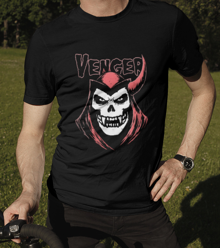Venger Distressed Red Hooded Skull Face One Horned Demon T-Shirt