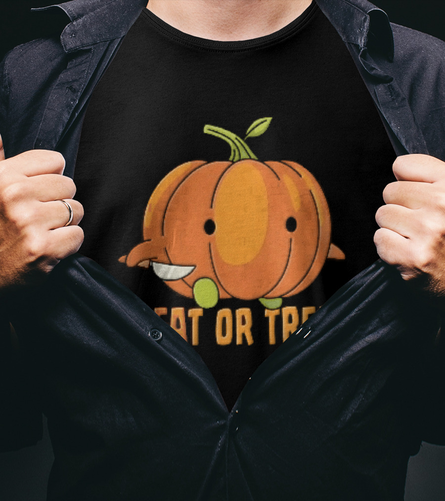 Treat Or Cartoon Pumpkin Holding Small Knife T-Shirt