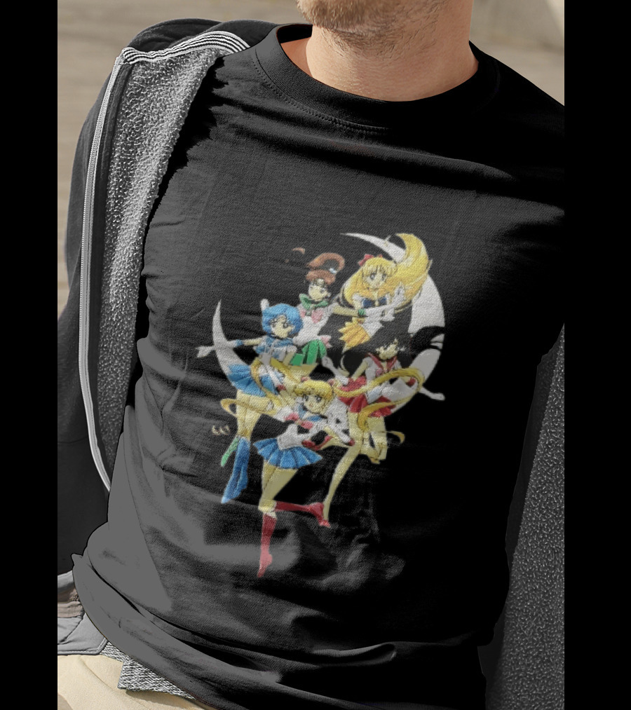 Sailor Moon Crescent Five Guardians Distressed Cartoon T-Shirt