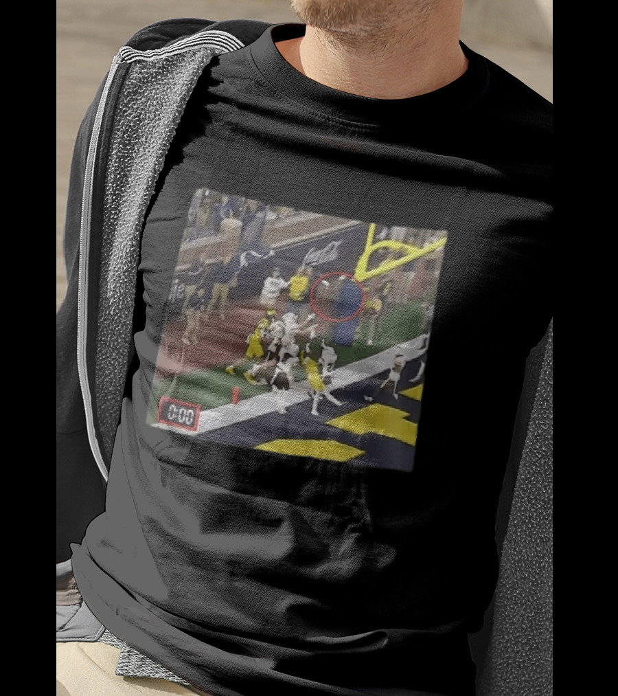 Michigan Wolverines NCAA Football Endzone Goalpost Red Circles 0:00 Photo T-Shirt