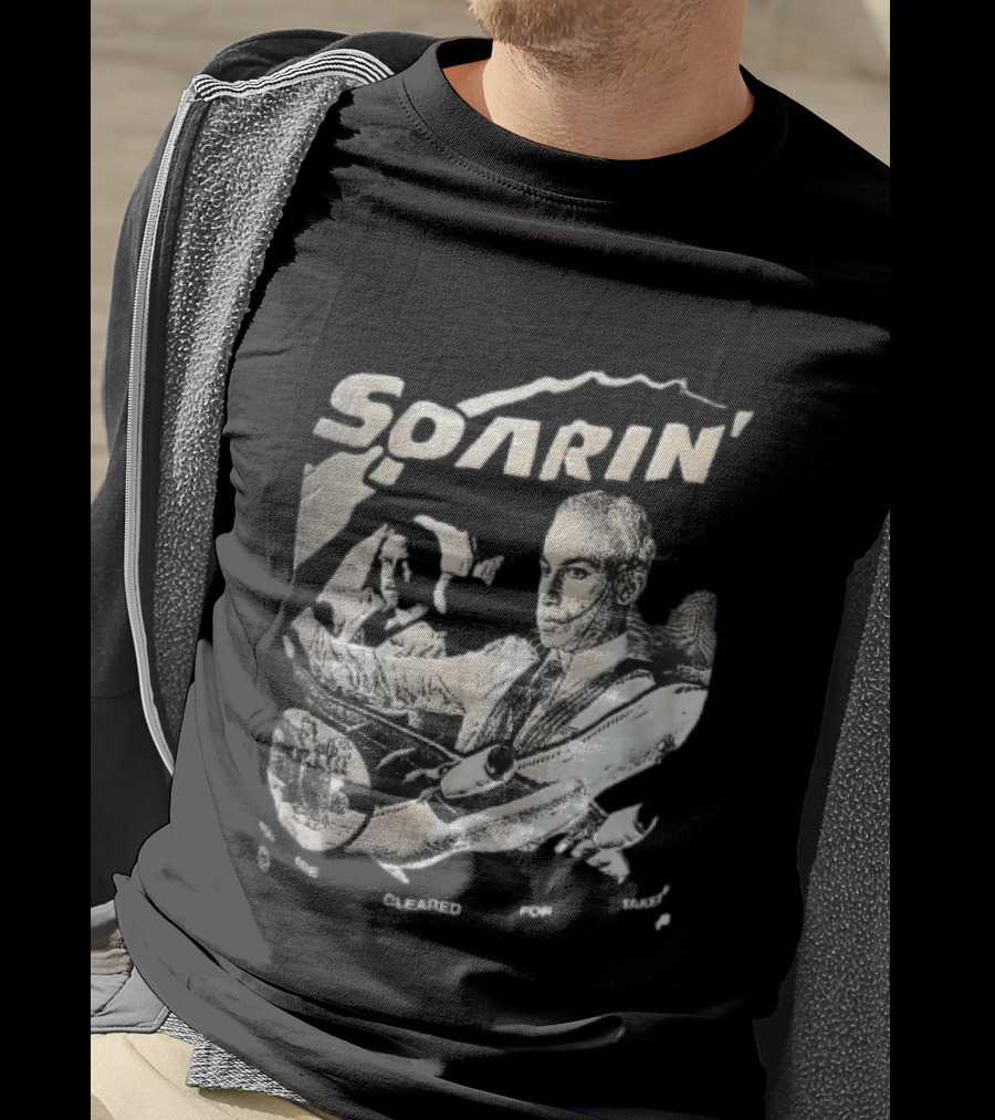 Soarin You Are Cleared For Takeoff Pilots Airplane Cockpit Halftone T-Shirt