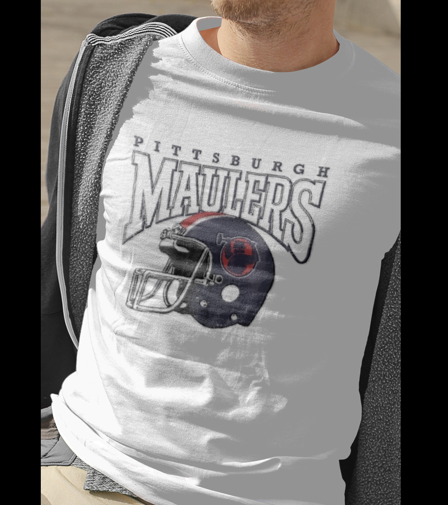 Pittsburgh Maulers Distressed Steelworker Football Helmet T-Shirt