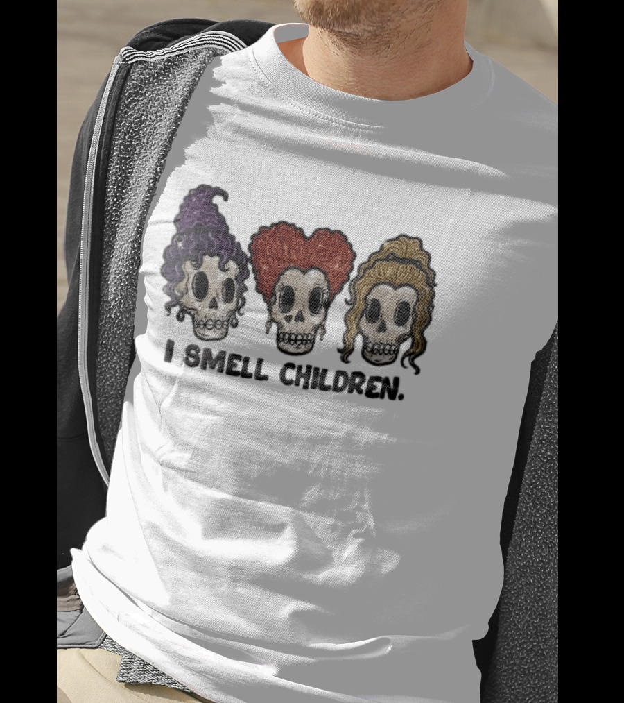 I Smell Children Witch Skulls Sparkle Embroidery Halloween T-Shirt