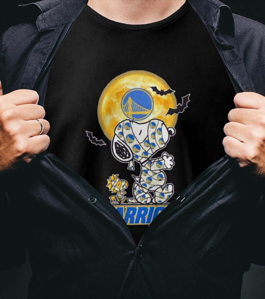 Golden State Warriors Snoopy Woodstock Mummy Halloween Moon Bats T-Shirt