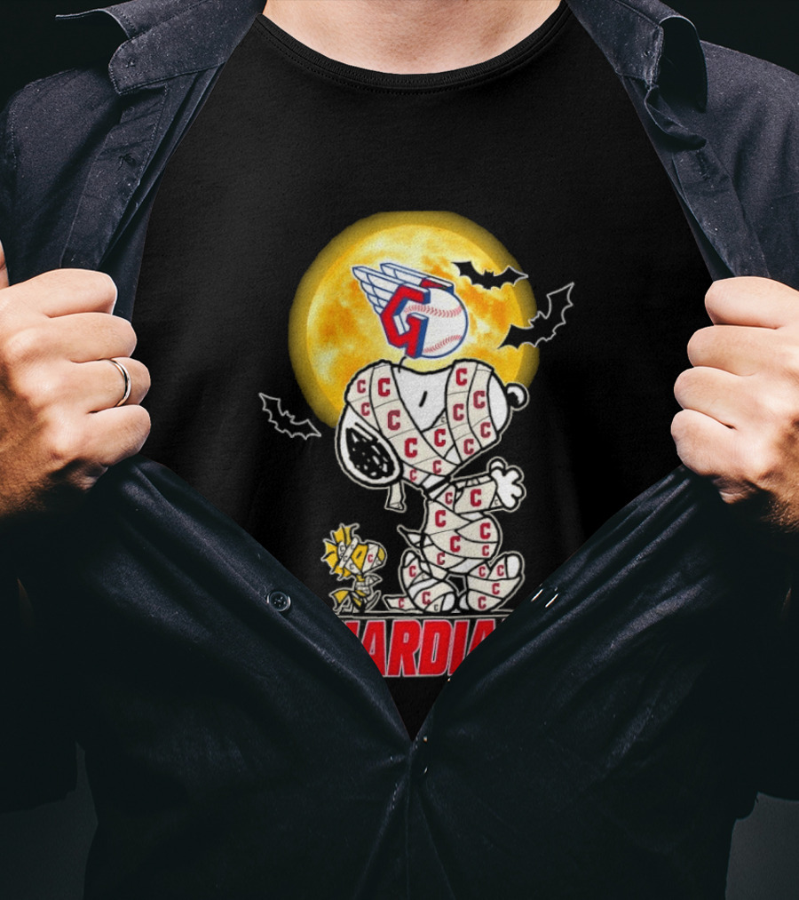 Cleveland Guardians Snoopy Woodstock Mummy Halloween Moon T-Shirt