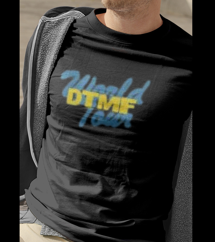 Debi Tirar Mas Fotos Dtmf World Tour Black T-Shirt