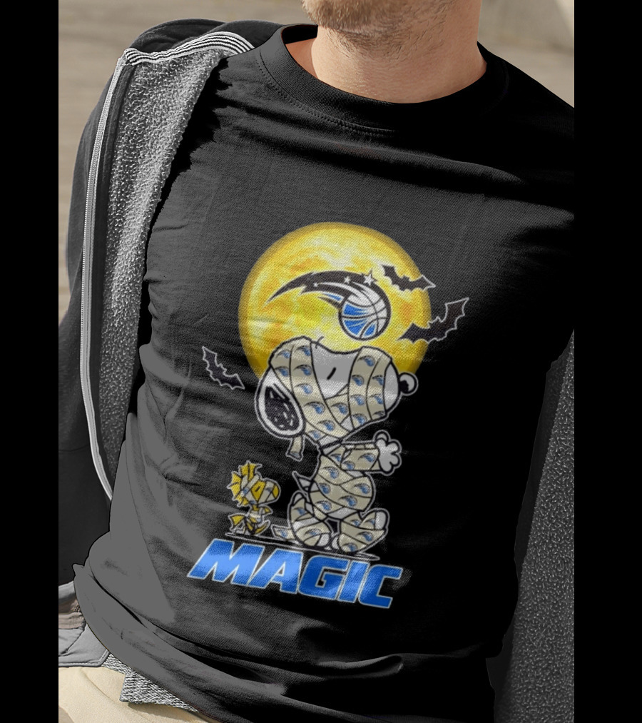 Orlando Magic Snoopy Woodstock Halloween Mummy Cosplay With Moon And Bats T-Shirt