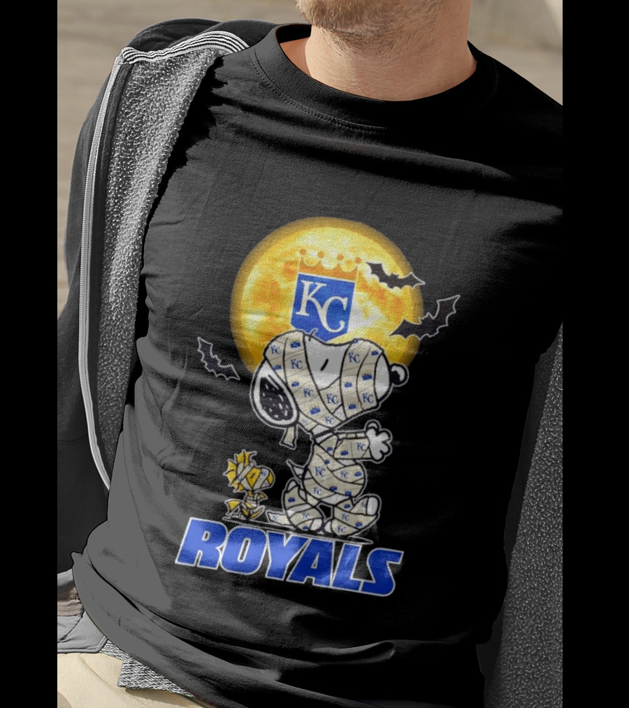 Kansas City Royals Snoopy Woodstock Mummy Halloween Moon Bats T-Shirt