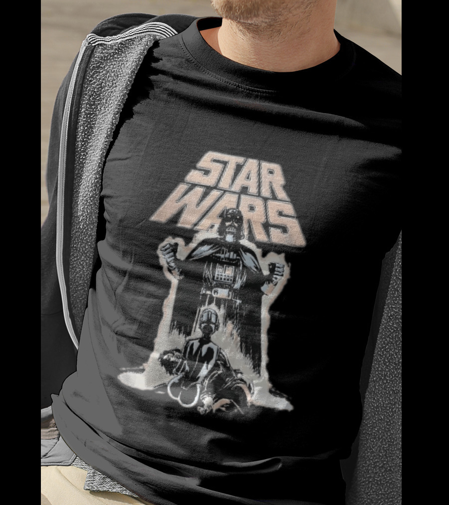 Star Wars Distressed Comic Darth Vader Over Defeated Droid T-Shirt