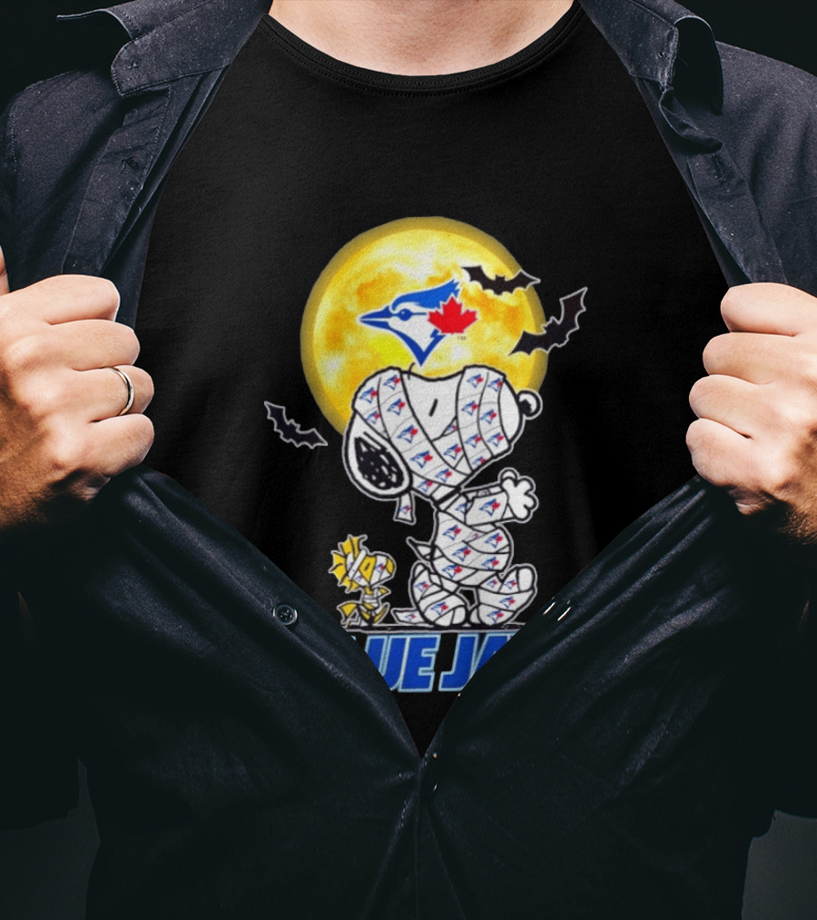 Toronto Blue Jays Halloween Snoopy Woodstock Mummy Cosplay Full Moon Bats T-Shirt