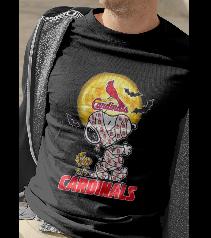 St. Louis Cardinals Snoopy Woodstock Mummy Halloween Moon Bats T-Shirt