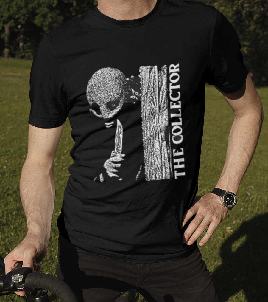 The Collector Masked Figure Knife Wooden Door Peeking Halftone T-Shirt