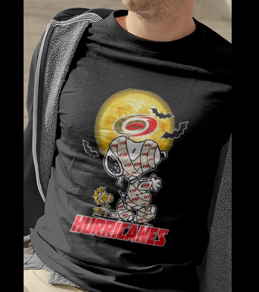 Carolina Hurricanes Snoopy Woodstock Mummy Halloween Moon Bats T-Shirt