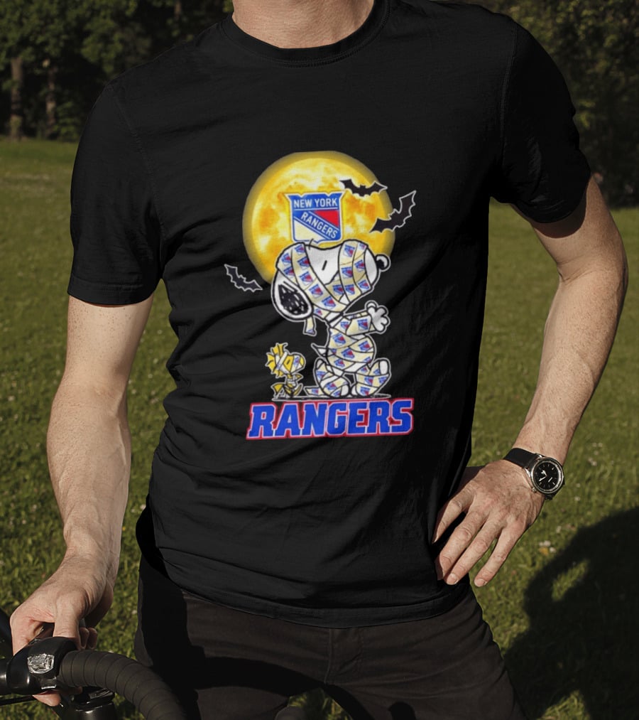 New York Rangers Snoopy Woodstock Cosplay Mummy Halloween Moon Bats T-Shirt