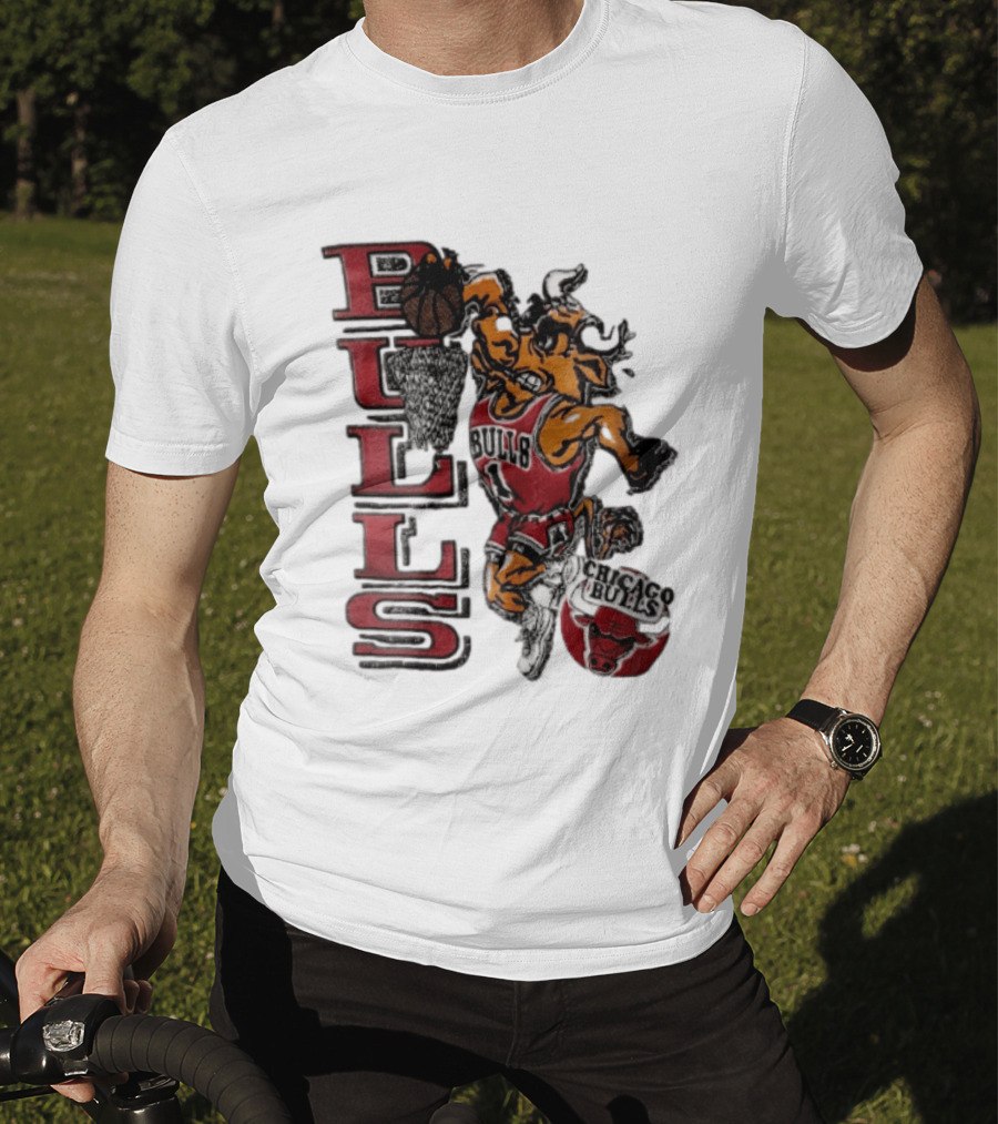 Chicago Bulls Bull Dunking Basketball Hoop NBA Cartoon Caricature T-Shirt