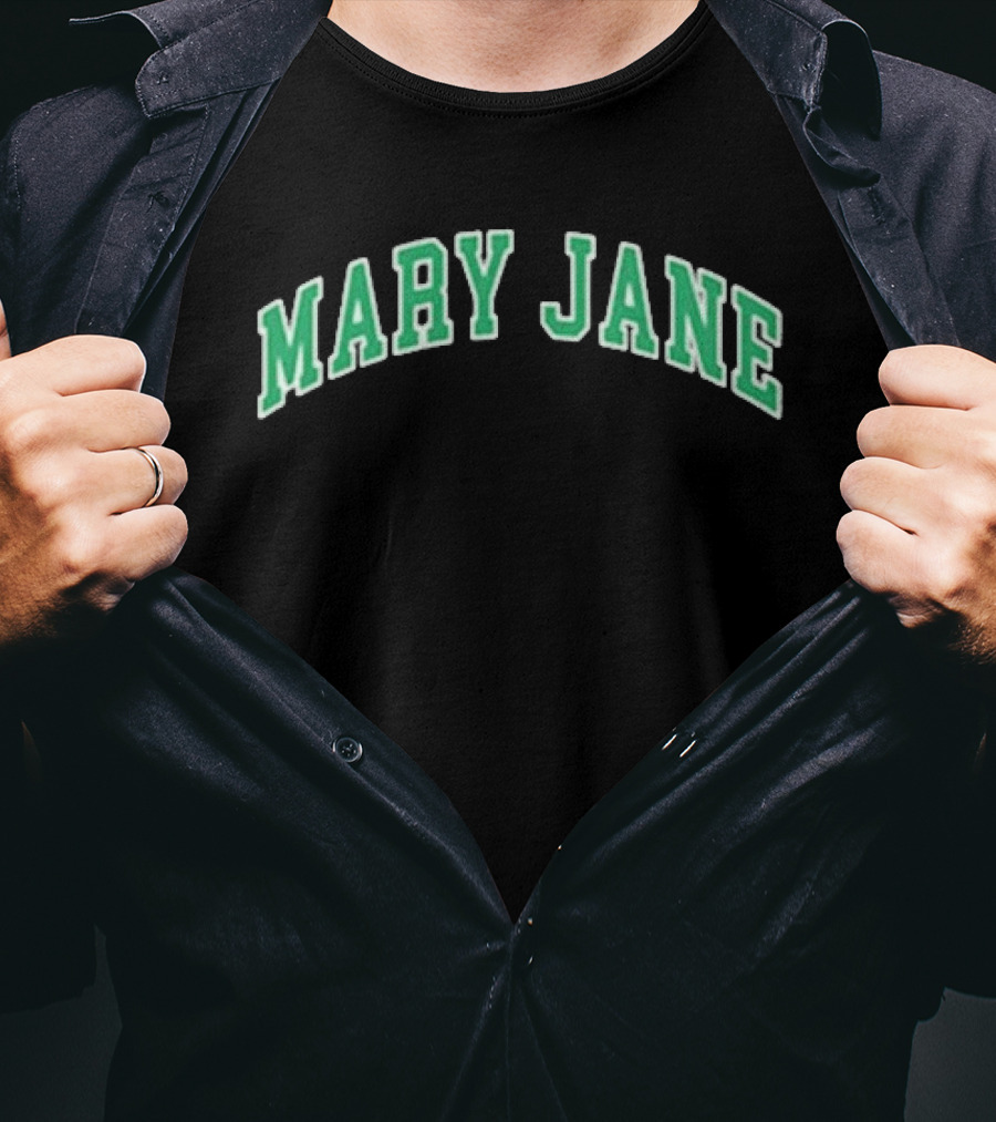 Dave Season 3 Gata Mary Jane Green Arch T-Shirt