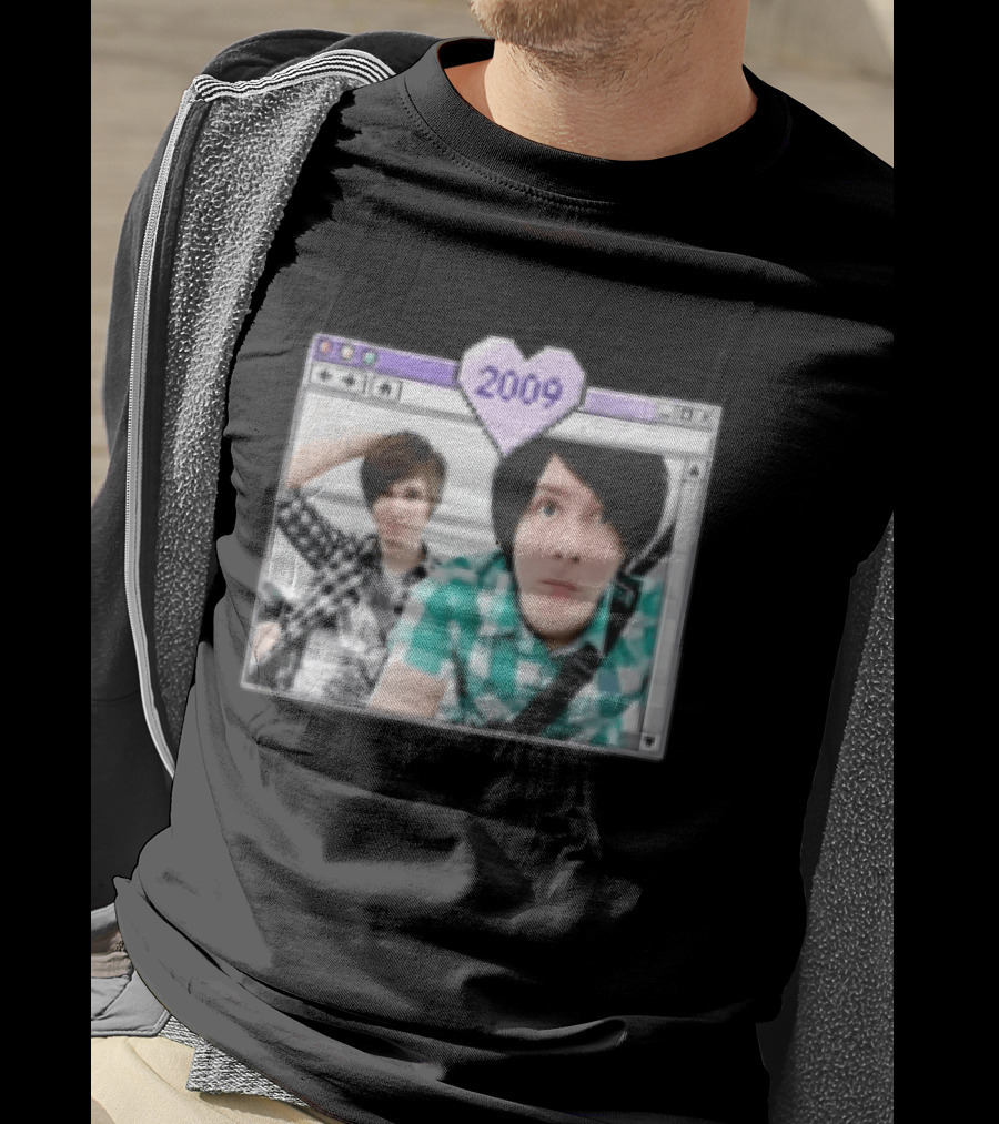 2009 Pixel Heart Icon Dan Howell Phil Lester In Computer Window T-Shirt