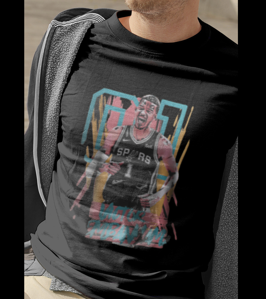 San Antonio Spurs Victor Wembanyama Screaming Player Photo Bootleg NBA T-Shirt