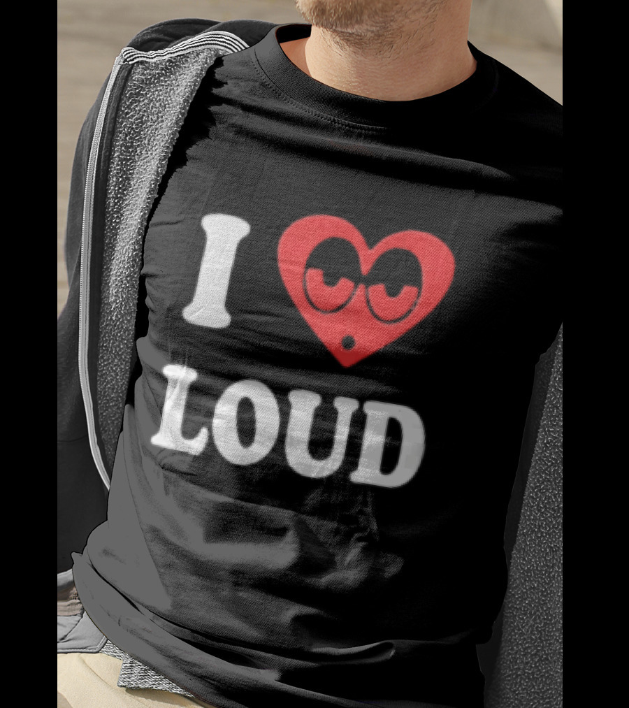 I Love Loud Red Heart Droopy Eyes Cartoon T-Shirt