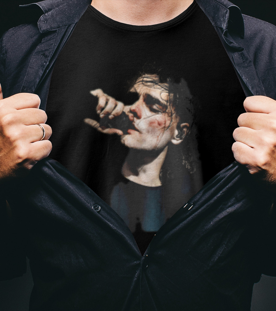 Male Singer Mic Performance Sweaty Bloody Face Stage Moment T-Shirt