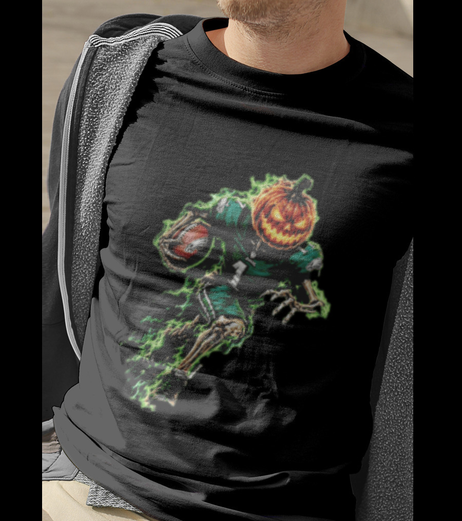 Philadelphia Eagles Pumpkin Head Skeleton Player Green Flames Football T-Shirt