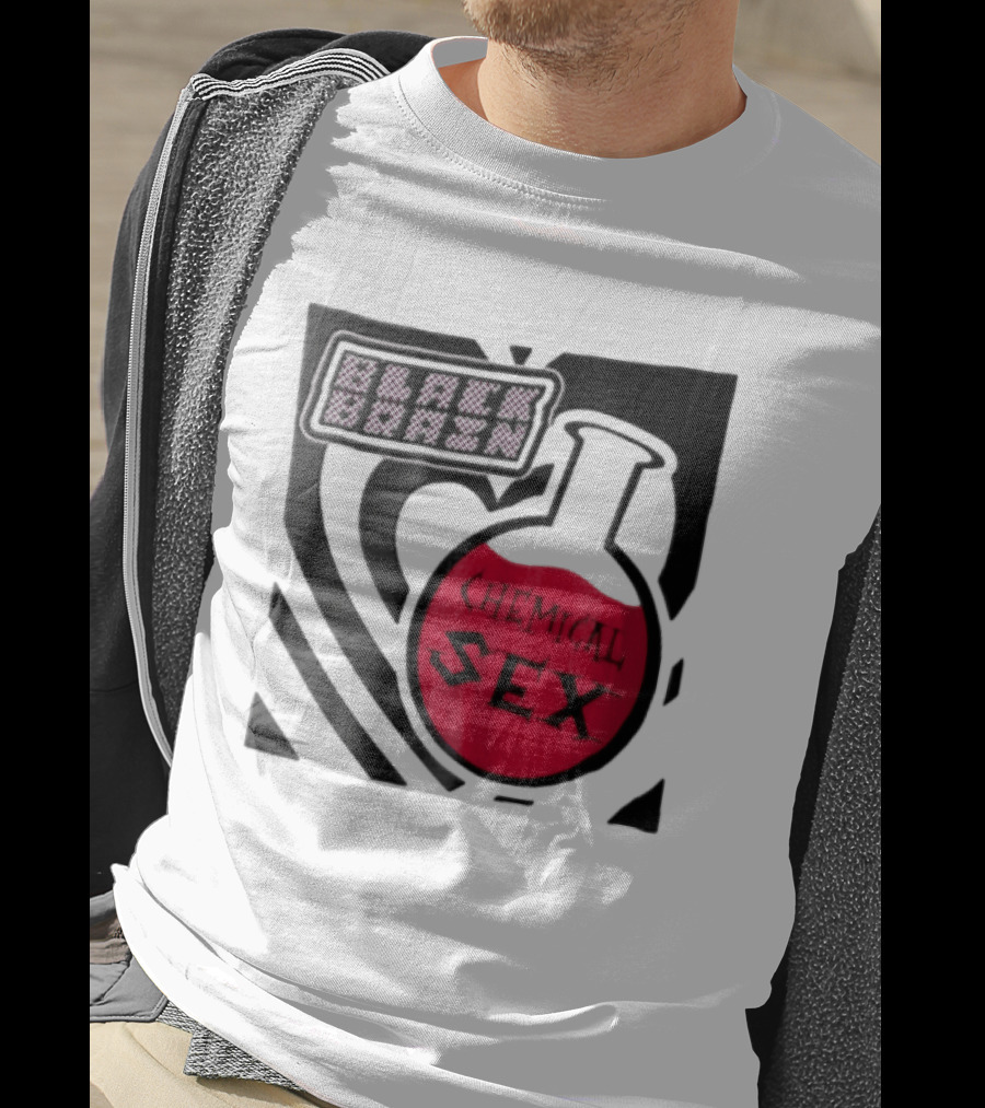 Black Brain Chemical Sex Halftone Heart Flask T-Shirt