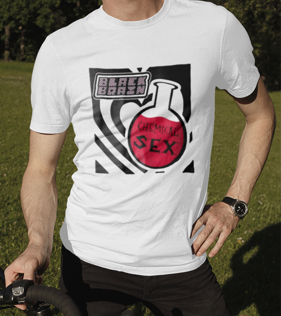 Black Brain Chemical Sex Halftone Heart Flask T-Shirt