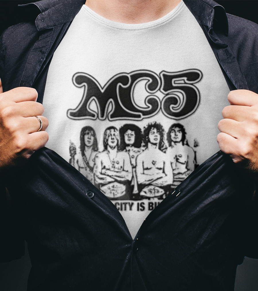 MC5 Motor City Is Burning Monochrome Halftone Band Photo T-Shirt