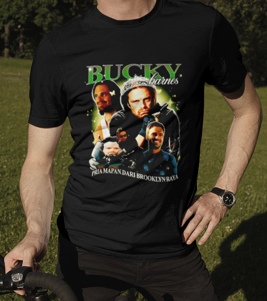 Bucky Barnes Sebastian Stan Pria Mapan Dari Brooklyn Raya Multiple Photos Crown Marvel T-Shirt