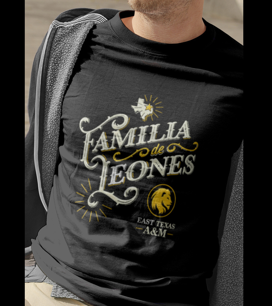 Familia De Leones East Texas A&M Map Star Lion T-Shirt