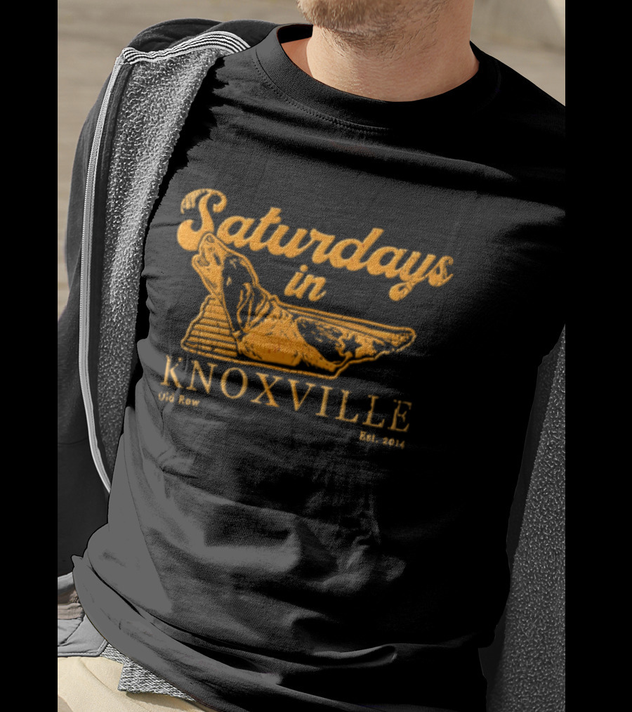 Saturdays In Knoxville Old Row 2014 Howling Dog Tennessee State T-Shirt