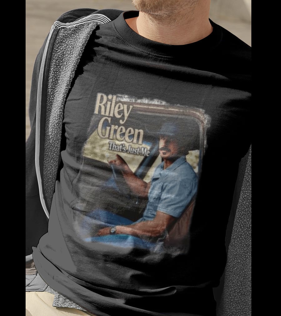 Riley Green That's Just Me Vintage Truck Driver Aesthetic T-Shirt