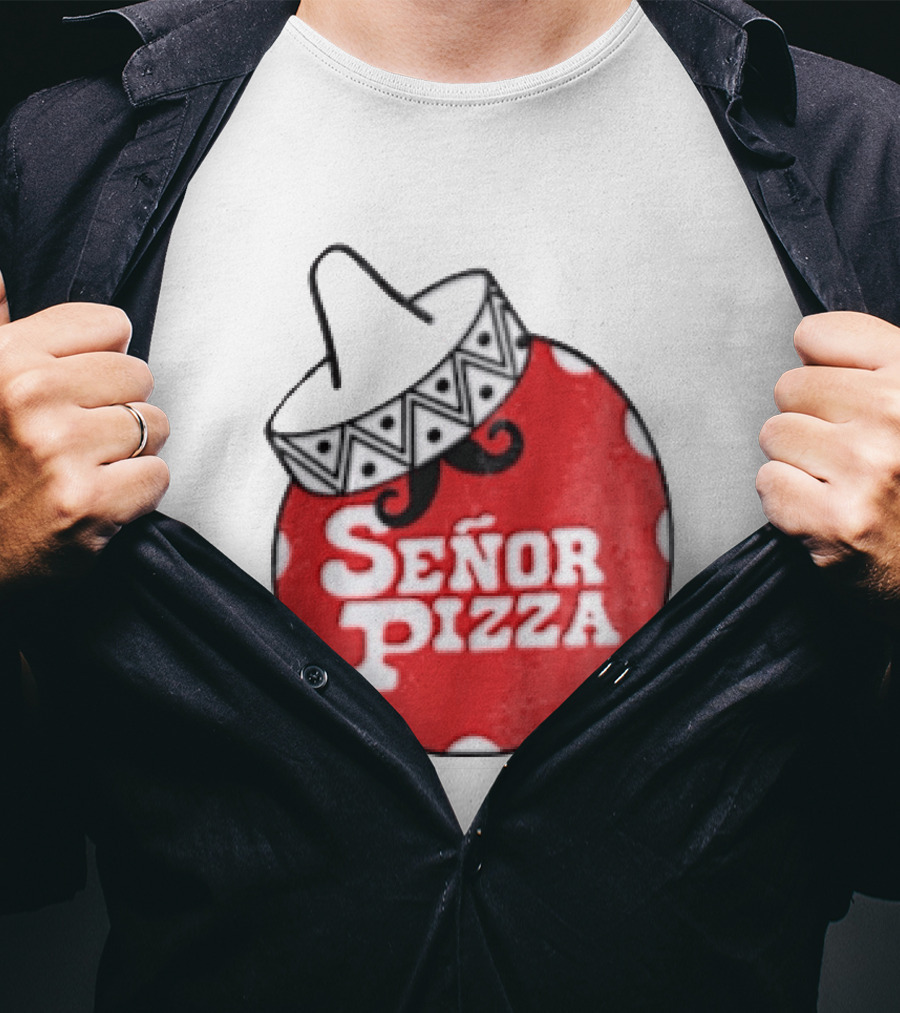 Señor Pizza Red Apron With Mustache And Patterned Collar T-Shirt