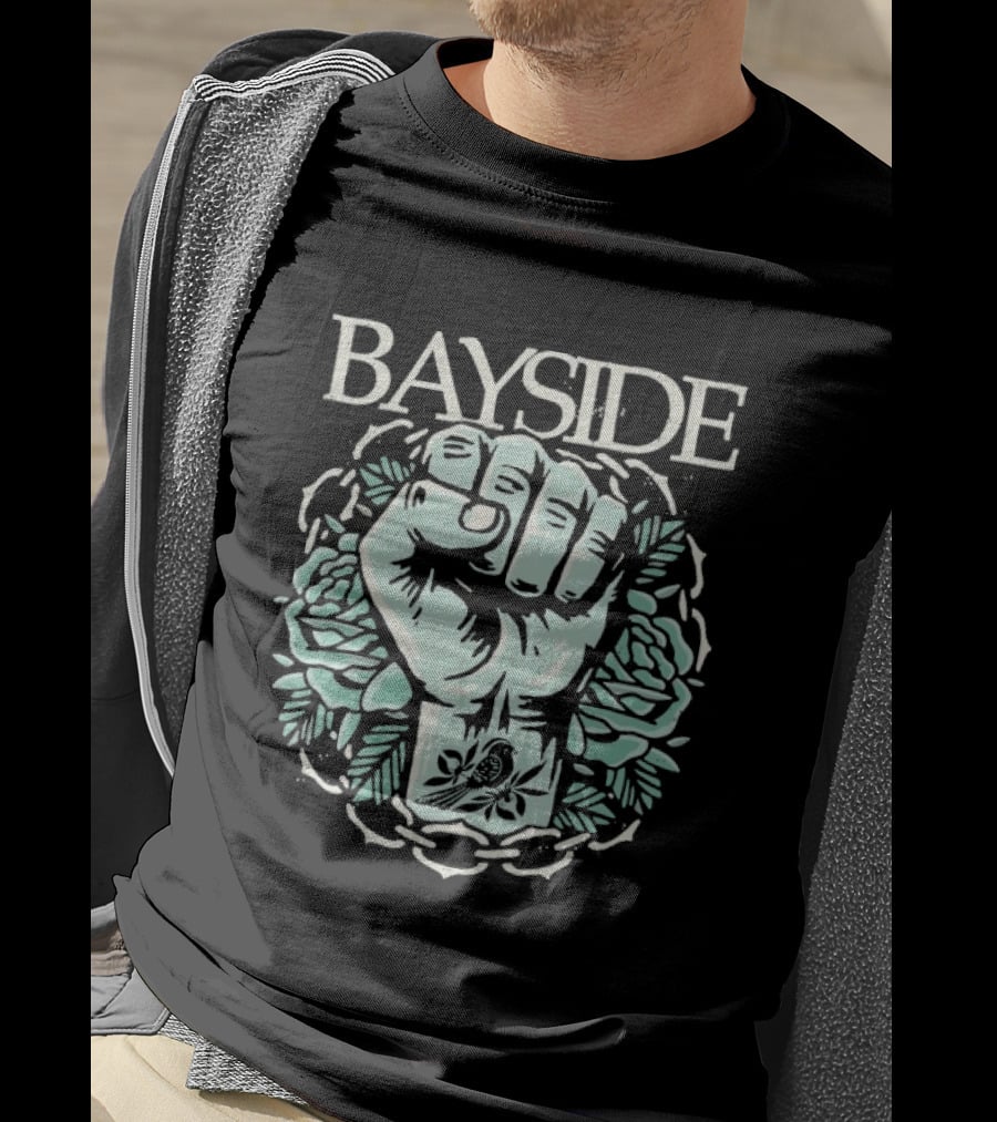 Bayside Acoustic Fist Tattoo Style With Roses And Fist In Chain Circle T-Shirt