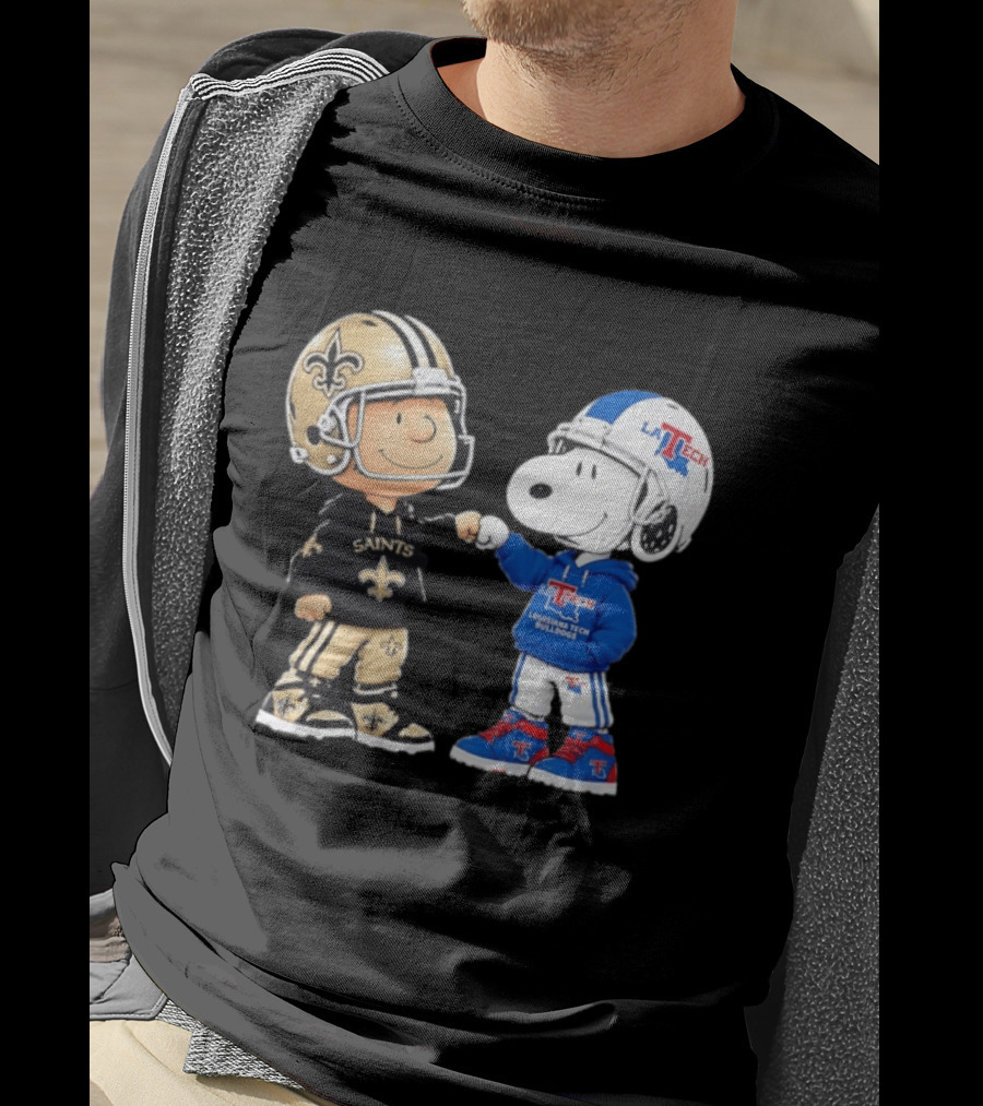 Charlie Brown Saints And Snoopy Louisiana Tech Bulldogs Team Helmet Fist Bump T-Shirt
