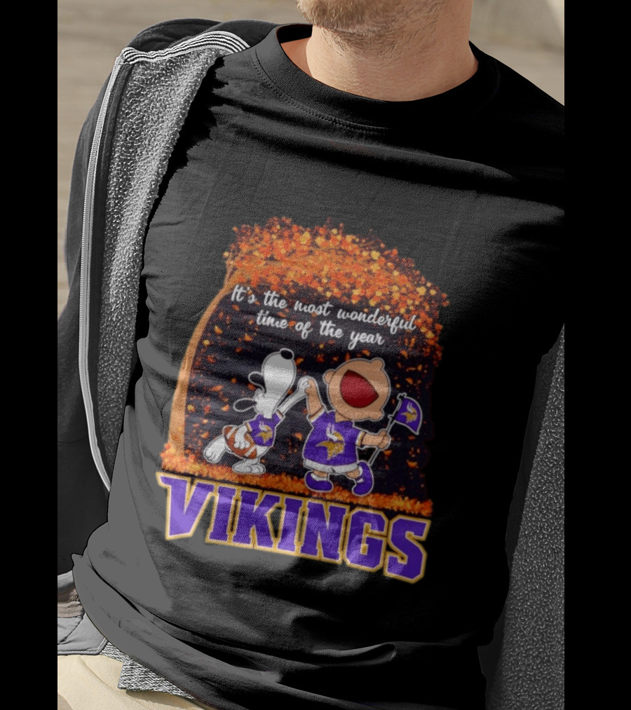 Snoopy Charlie Brown Dancing Minnesota Vikings It's The Most Wonderful Time Of The Year T-Shirt