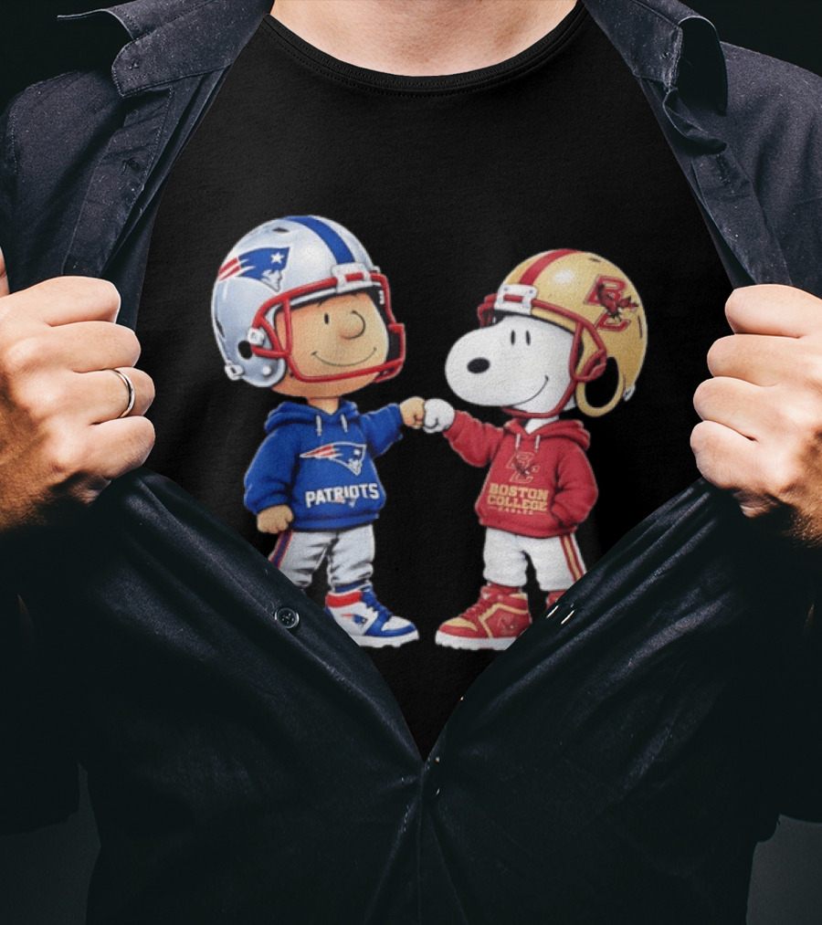 Snoopy Charlie Brown Patriots Boston College Eagles Fist Bump T-Shirt