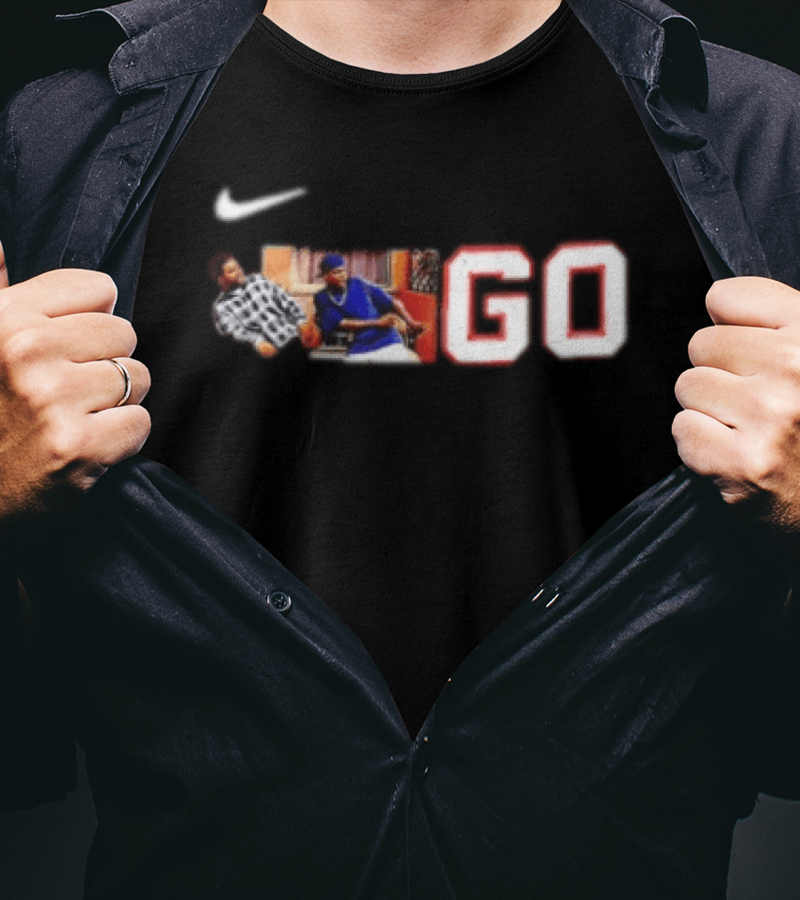 Nike Chicago Bears Meme Two Men Pointing GO Scene T-Shirt