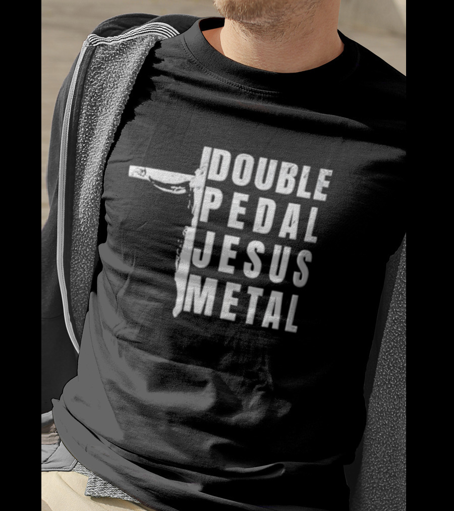 Double Pedal Jesus Metal Crucifix Shape Grunge T-Shirt