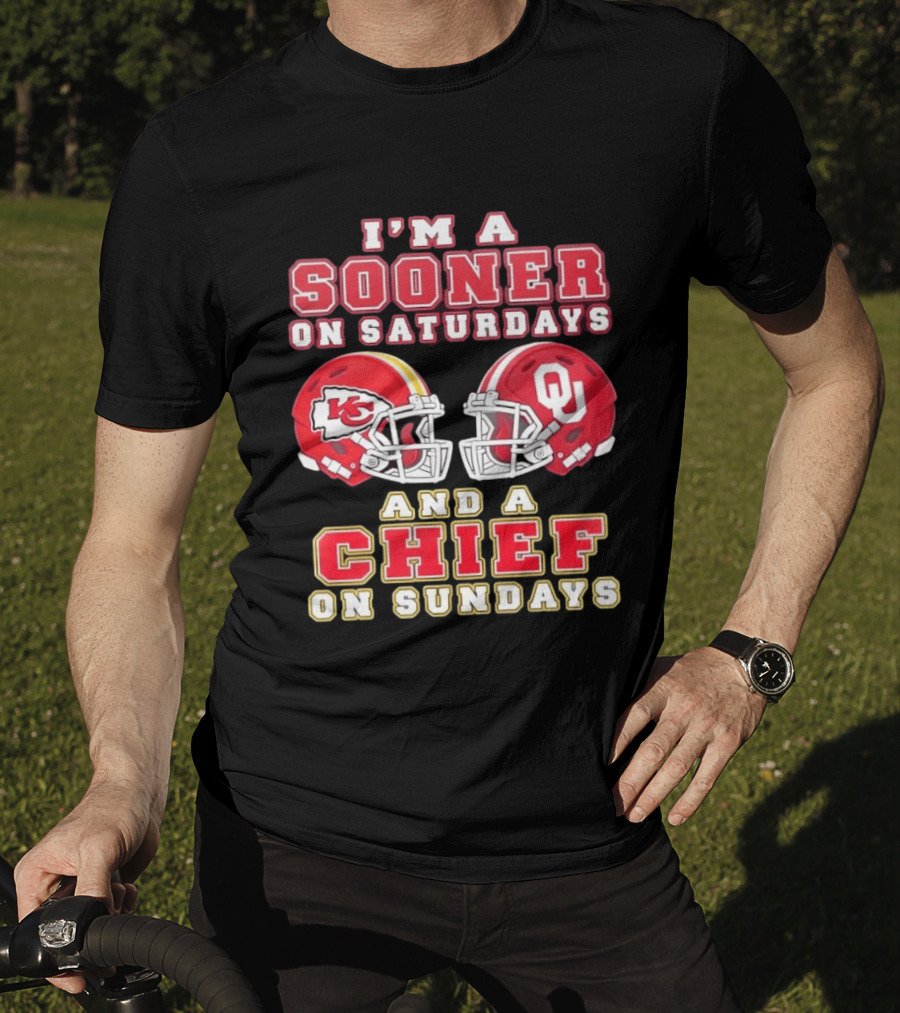 I'm A Sooner On Saturdays And A Chief On Sundays Kansas City OU Football Helmets T-Shirt