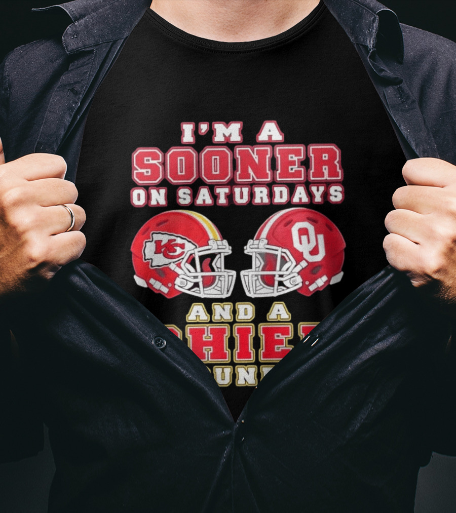 I'm A Sooner On Saturdays And A Chief On Sundays Kansas City OU Football Helmets T-Shirt