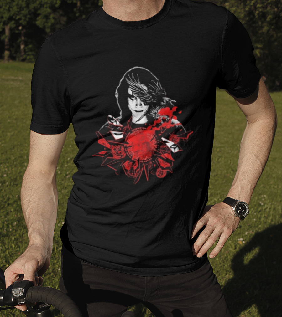 The Crow Shattered Love Red Roses And City Skyline T-Shirt